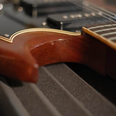 Gibson SG Special P90 Vibrola 1969 - Player image 2
