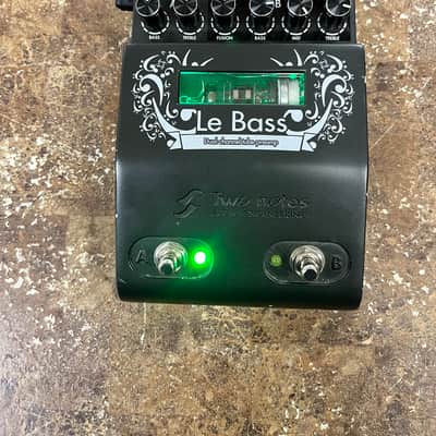 Two Notes Le Bass 2-Channel Tube Bass Preamp | Reverb