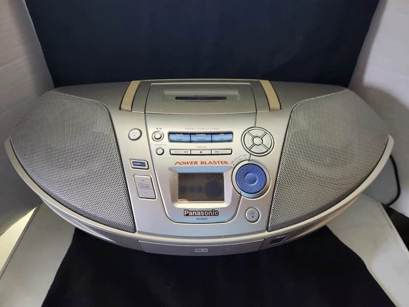 Panasonic RX-ES25 Power Blaster Digtal Tuner/CD/Cassette Boombox Tested working NO remote control image 1