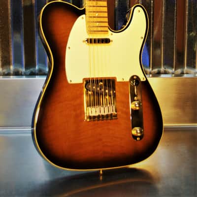 Fender Telecaster 40th Anniversary 1988 Sunburst. #179  of #300. First Fender Custom Shop Run.  MINT image 10