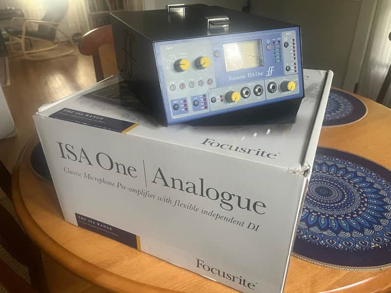 Immagine Focusrite ISA One Desktop Mic Preamp 2008 - Present - Blue - 1