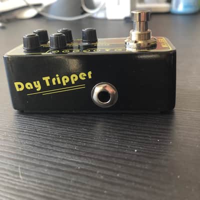 Mooer 004 Day Tripper Micro Preamp 2010s - Black/Brown image 5