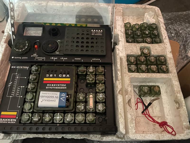 Gakken EX-181 early 1980s electronics kit with Synth module (incomplete, partially tested) image 1