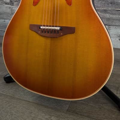 Ovation 6868 (1993) Elite Standard with hardshell case image 3