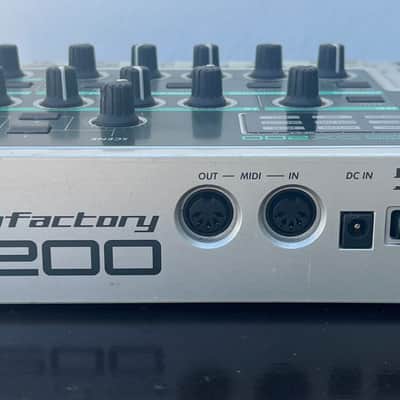 Yamaha DX200 1999 - Silver image 3