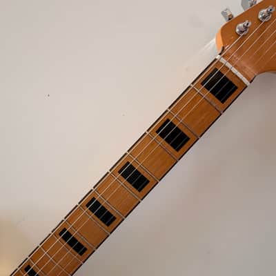 Fender Vintera II '70s Jaguar with Maple Fretboard 2023 - Present - Vintage White image 4