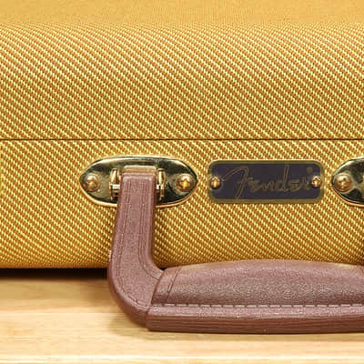 FENDER TWEED Hard Shell Guitar CASE Stratocaster & Telecaster Strat Tele Clean! image 4