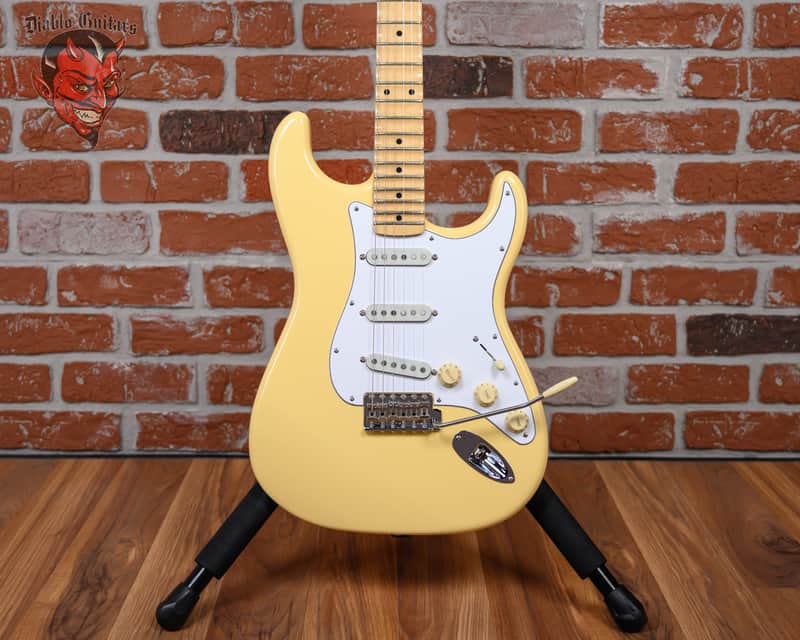 Fender Yngwie Malmsteen Stratocaster Vintage White 2023 w/OHSC