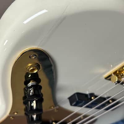 Squier 40th Anniversary Gold Edition Jazz Bass - Olympic White image 4