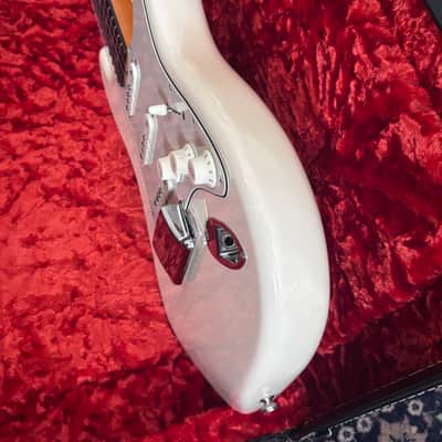 Fender American Original ‘60s Stratocaster 2022 - Present - Olympic White image 9