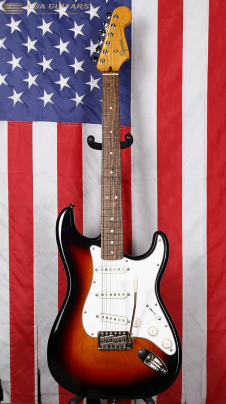 Squier Classic Vibe '60s Stratocaster with Laurel Fretboard