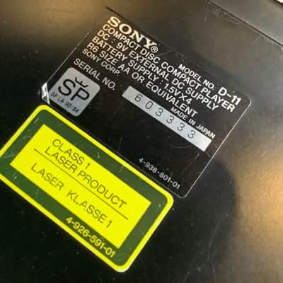 Sony Vintage 90’s Sony DiscMan D-11 Portable CD Player D 11 SONY made in Japan Class 1 image 5