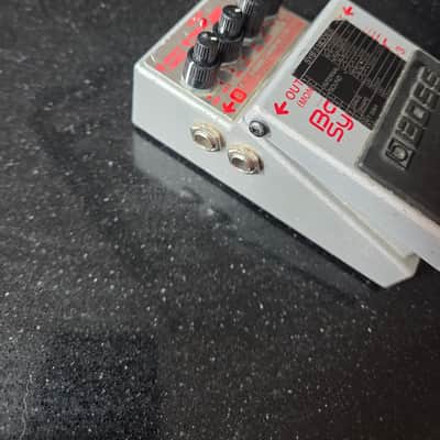 Boss SYB-3 Bass Synthesizer (Pink or Dark Gray Label) 1996 - 2001 - Silver image 2