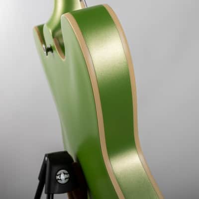 Gibson ES-335 Figured in Satin Sour Apple - Mod Collection - Limited Edition (only 1 piece) 2024 - Satin Sour Apple image 4