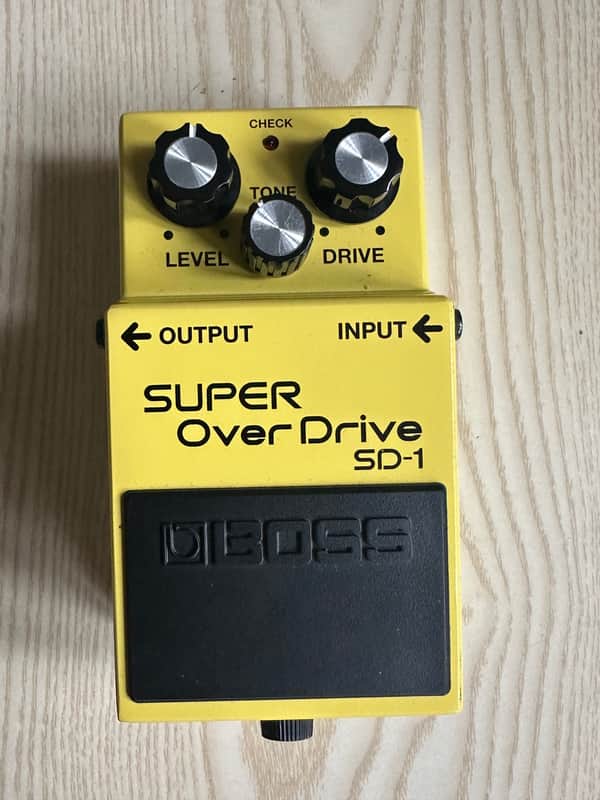 Boss SD-1 Super OverDrive (Silver Label) 1997 - Present - Yellow image 1