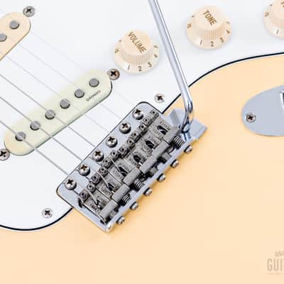 1996 Fender Custom Edition Yngwie Malmsteen Stratocaster ST72-140YM Yellow White w/ Dimarzio, Case & Hangtag, Japan MIJ image 9