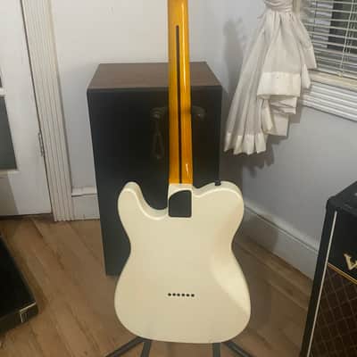 Squier Telecaster 2022 - Pearl White image 2