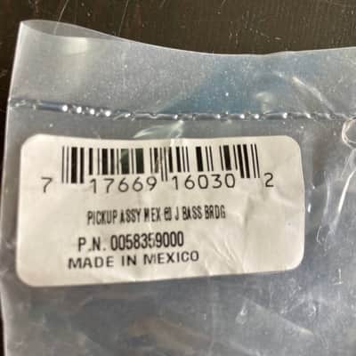 Fender MIM 60s Jazz Bass Pickup Bridge - Black image 6