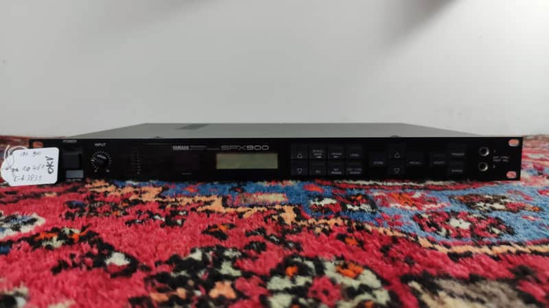 動作品 YAMAHA SPX900 Yamaha SPX900 Professional Multi-Effects Processor – Rackmount