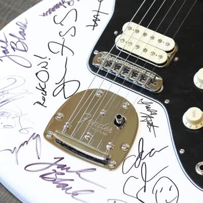 CA Wildfire Benefit Charity! 2018 Fender JazzMaster MIM Polar White Signed By Dave Grohl, Beck, Adam Sandler, Jack Black, & Pete Holmes! + OHSC image 6
