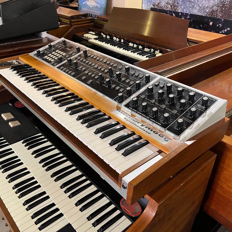 1982 – 1985 Moog Memorymoog Wood