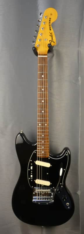 Fender MG-69 Mustang Reissue MIJ | Reverb France