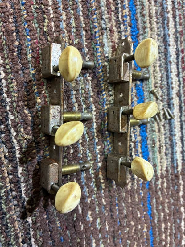 Kluson Gibson and Kay 1960s 3 on a plate machine head tuners - Nickel with screws image 1