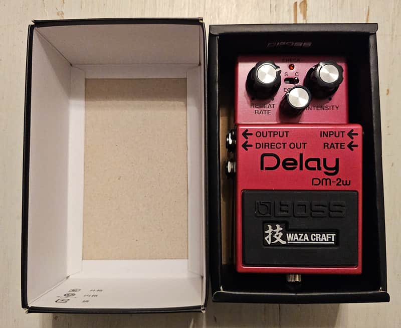 Boss DM 2-W Delay