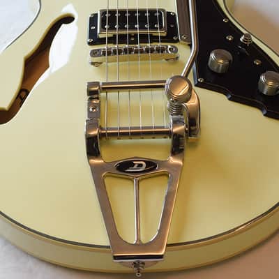 Duesenberg Fullerton TV Vintage White image 11