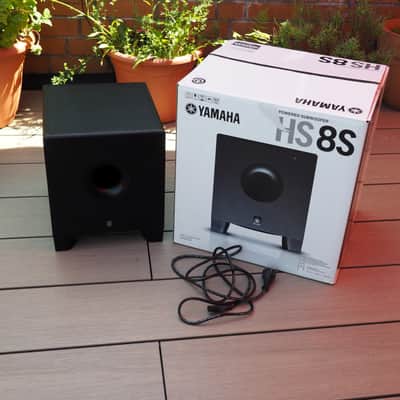 Immagine Yamaha HS8S Powered Subwoofer Studio - 1