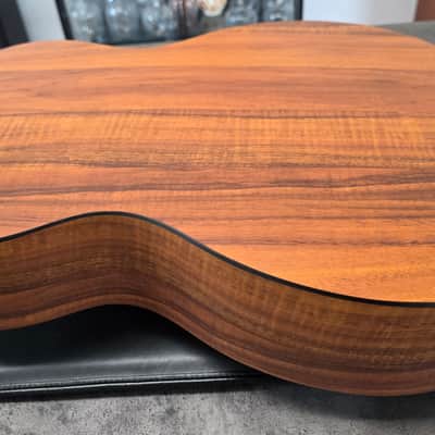 Martin Custom Shop 000-14 Hawaiian X Flame Koa Robert Armstrong Graphic Artwork USA American Auditorium Acoustic Guitar CASE QUEEN TIME CAPSULE Special Limited Edition image 22