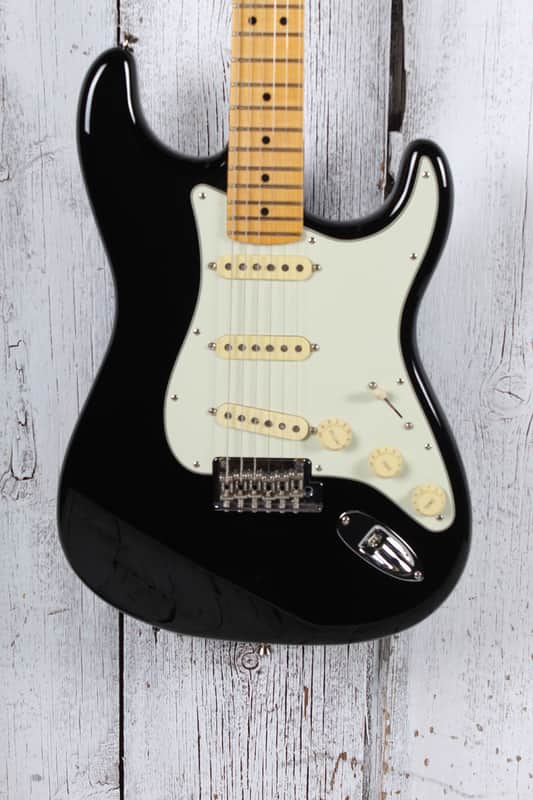 Fender 2024 American Professional II Stratocaster Electric Guitar with Case image 1