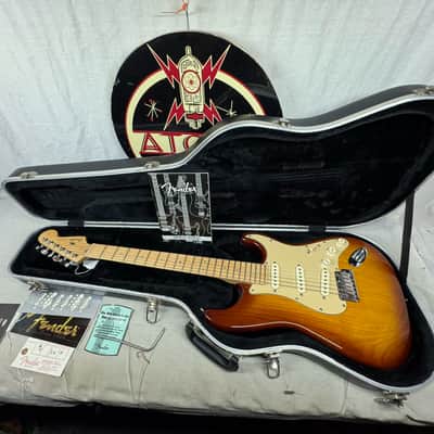 Fender American Deluxe Stratocaster Ash 2004 - 2010 | Reverb