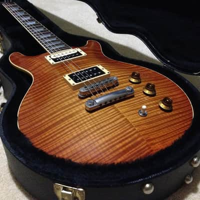 HAMER USA Sunburst Archtop AAAA 10 Top Flametop Electric Guitar and Case image 4