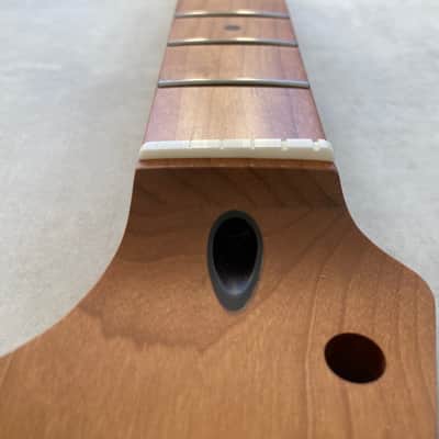 Roasted Maple Stratocaster neck - Nitro Satin - SS Frets - Bone nut image 11