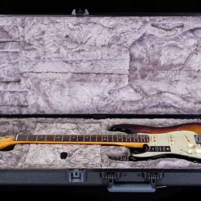 Fender American Ultra Stratocaster Rosewood Fingerboard Ultraburst Left-Hand (267) image 7