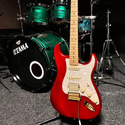 Fender Tash Sultana Signature 2022 - Transparent Cherry image 2