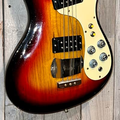Rare  Mosrite V II Bass Mark Series,  Sunburst W/Matching Headstock, OHSC, Very Cool image 3