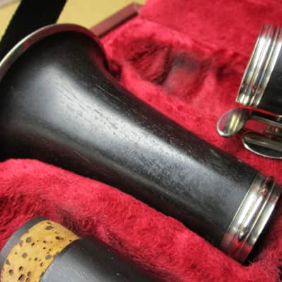 Buffet Crampon E11 Intermediate Bb Clarinet 2020s - Black image 7