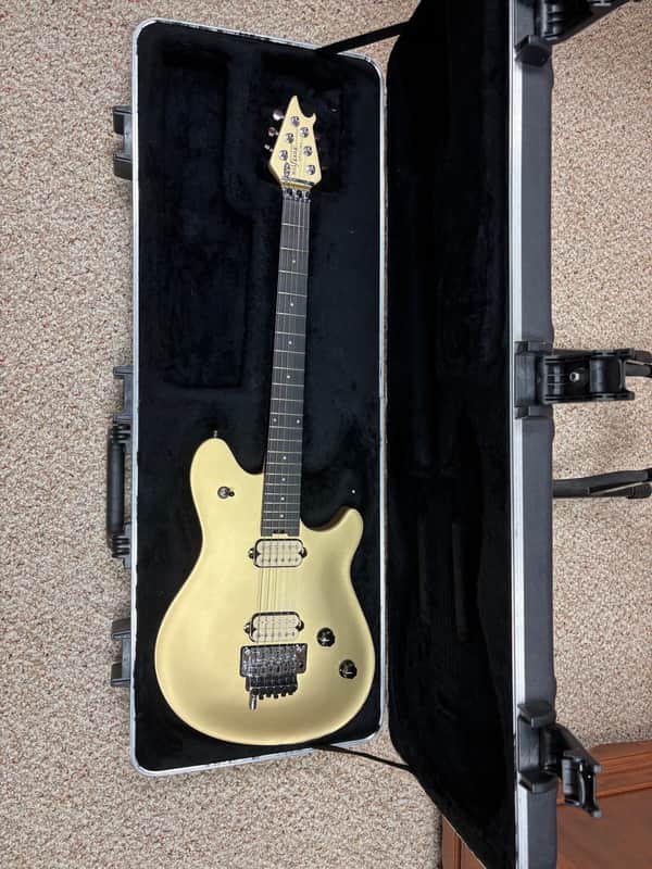 EVH Wolfgang Special with Ebony Fretboard 2023 - Present - Pharaohs Gold image 1