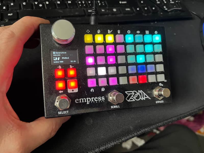 Empress Zoia Compact Grid Controller 2010s - Black image 1
