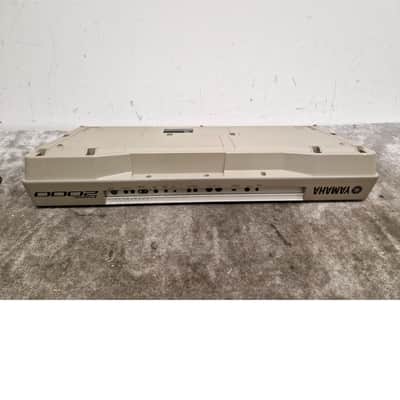 Yamaha PSR-2000 - Digital Keyboard - Silver/Gray - Very Good w/ stands image 13