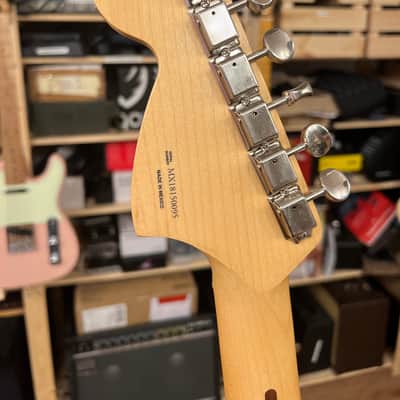 Fender Alternate Reality Series Sixty-Six HSS with Maple Fretboard 2019 3-Tone Sunburst image 7