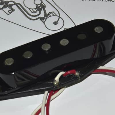 Fender AM Tex-Mex Stratocaster Pickup MIDDLE Custom Stagger RWRP image 2