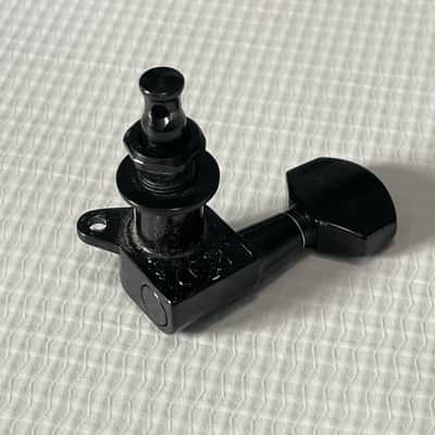 2010's Kramer Classic Series GOTOH Style 6 In Line RH Black Tuners Tuning Pegs image 6