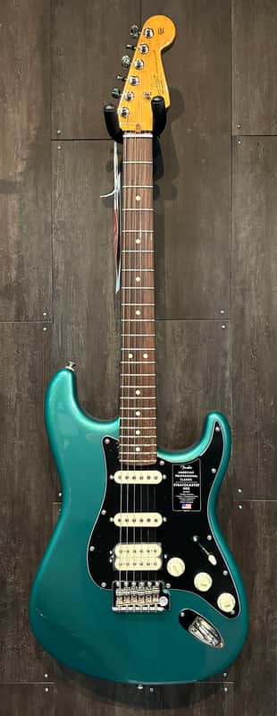 BRAND NEW 2025 Fender American Professional Classic Stratocaster HSS Faded Sherwood Green Metallic w/ Gig Bag