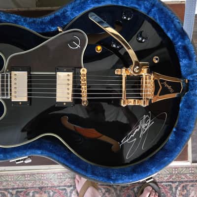 Autographed only 300 released and this one is hand signed by Joe B himself Epiphone Limited Edition Joe Bonamassa ES-355 Epiphone Limited image 2
