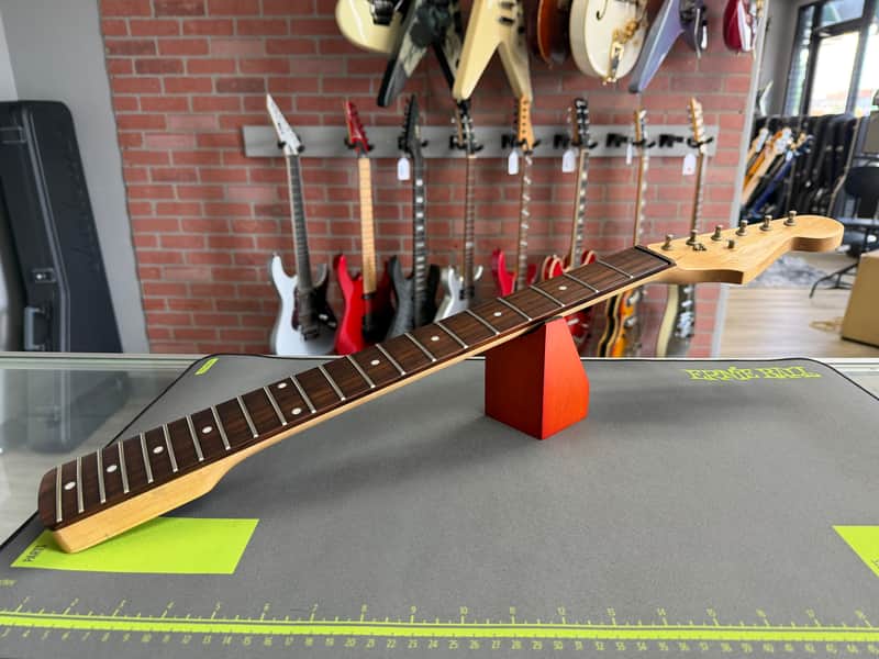 Squier Bullet Strat Neck image 1