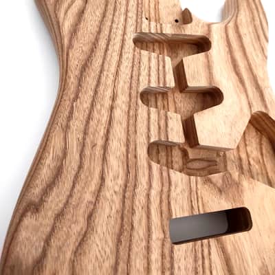 Roasted Swamp Ash 2 pieces Body Stratocaster SSS Style, Unfinsihed image 4