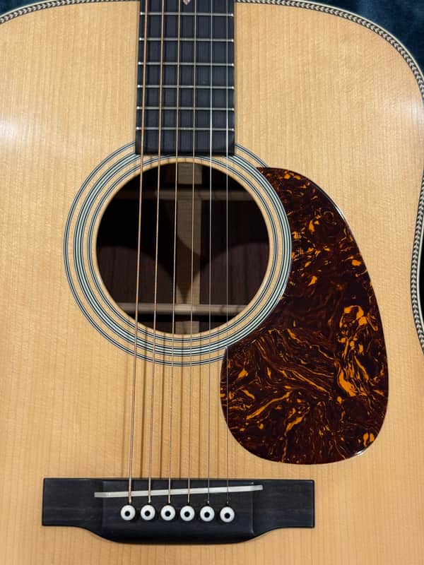 Martin D-28 Authentic VTS Natural 2015